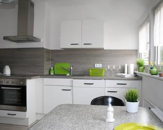 Ferienwohnung Ruhepol - Vellmar - Küche