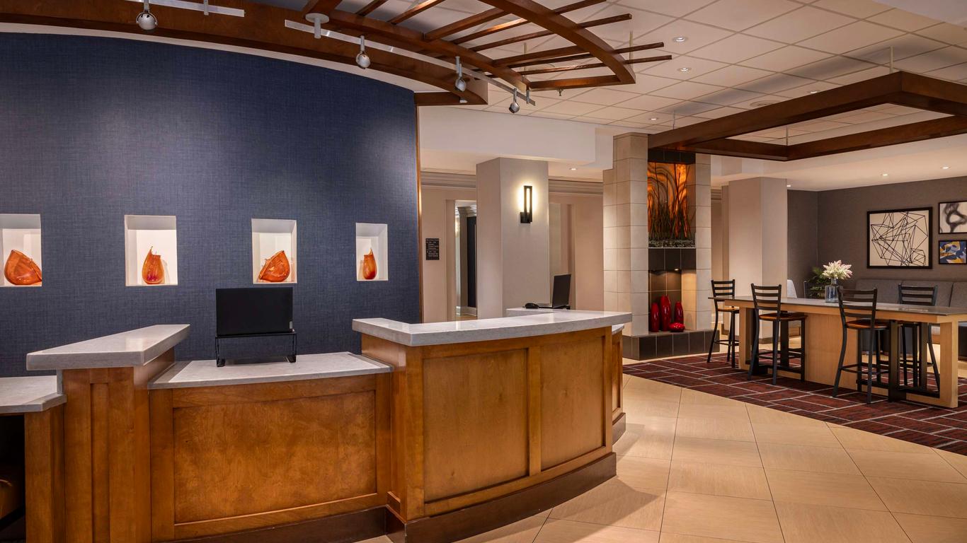 فندق حياة بليس شانتيلي دولز إيربورت - ساوث