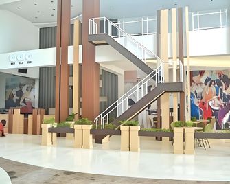 City Hotel Tasikmalaya - Tasikmalaya - Lobby