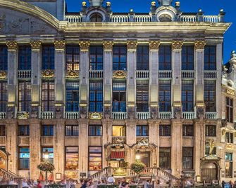 Résidence-Hotel Le Quinze Grand Place Brussels - Brussels - Building