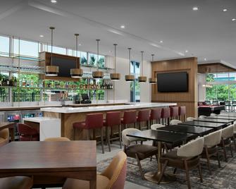 Homewood Suites by Hilton Columbia Downtown - Columbia - Bar
