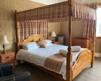 The Panmure Arms Hotel - Brechin - Camera da letto