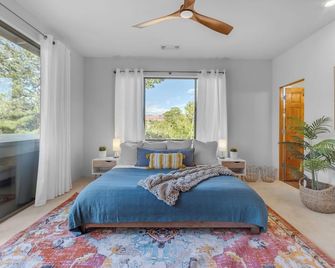 Grand Red Rock Views Luxury Casa - Sedona - Phòng ngủ