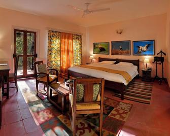 Neemrana's Glasshouse on the Ganges - Shivpuri - Bedroom