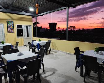 Hotel Dopin House - Leticia - Restaurant