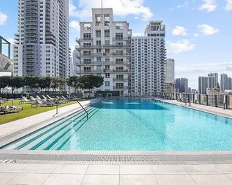 Electric Luxury Downtown Bayfront Brickell - Miami - Piscina