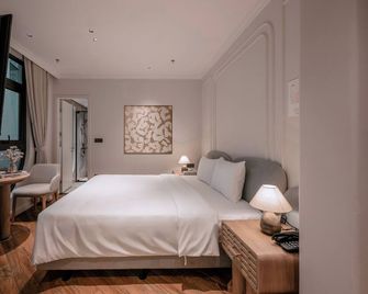iRest Atelier Hanoi Apartment & Hotel - Hanoi