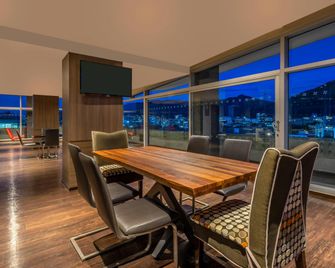 Four Points by Sheraton Bogota - בוגוטה - חדר אוכל