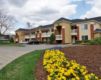 Extended Stay America - Nashville - Airport - Music City - Nashville - Building