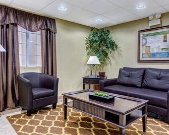 Comfort Inn Decatur Priceville - Decatur - Living room