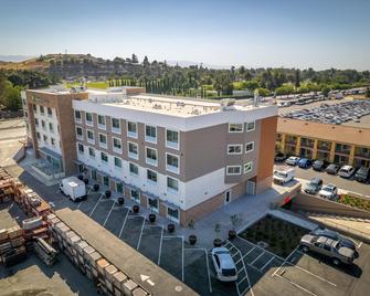 Holiday Inn Express & Suites San Jose – Silicon Valley - San Jose - Bina