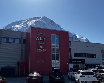 Frichs Ekspress Åndalsnes - Åndalsnes - Building