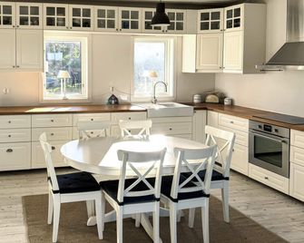 5 Star Holiday Home In Marstrand - Marstrand - Keuken