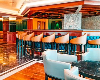 Holiday Inn Dhaka City Centre By IHG - Dhaka - Bar