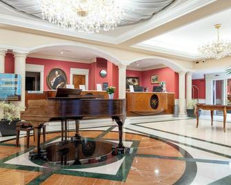 Hotel Stendhal - Parma - Rezeption
