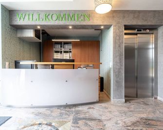 Hotel in Laisen - Ройтлінген - Рецепція