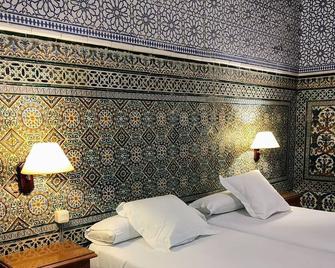 Hotel Simon - Seville - Bedroom