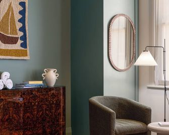 Owston Hotel - Fremantle