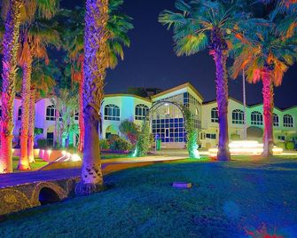 Sandy Beach Hotel and Resort - Al Aqah