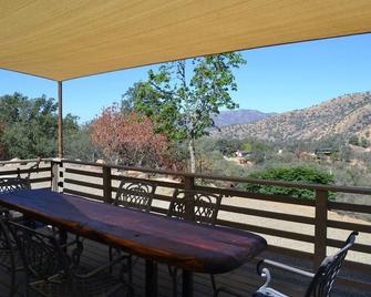In The Oaks - Three Rivers - Balkon