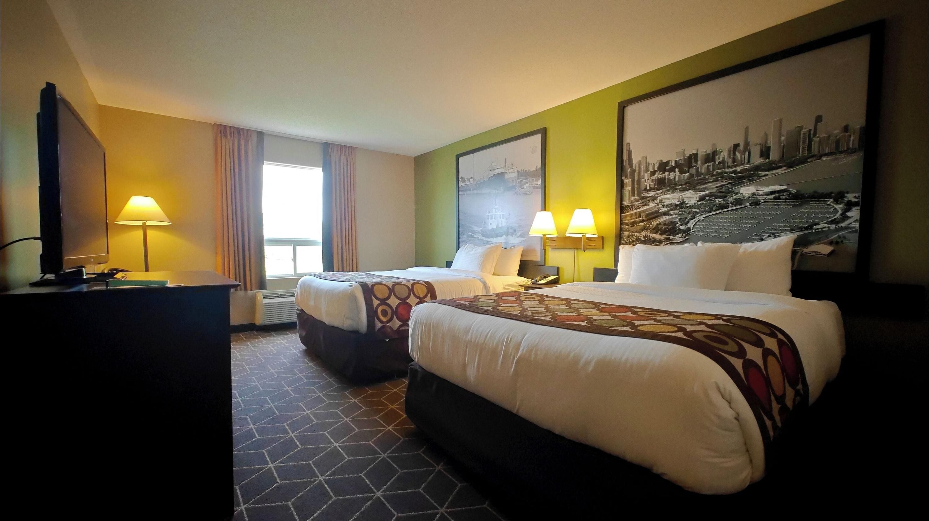 Super 8 by Wyndham Midland - Midland - Schlafzimmer