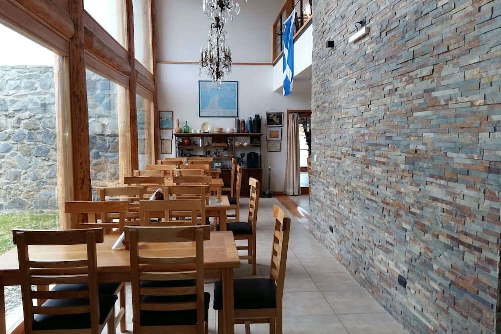 أوستيريا مي فيدا - أوشوايا - غرفة طعام