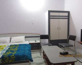 Hotel Kesar Palace - Dausa - Bedroom