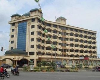 Madani Hotel Medan - Medan - Edificio