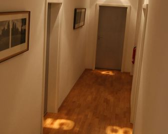 Hotel Lorenz - Essen - Pasillo
