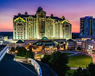 Grand Pequot Tower - Mashantucket - Budova