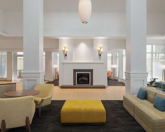 Hilton Garden Inn Daytona Beach Oceanfront - דייטונה ביץ' - טרקלין