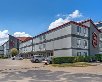 Red Roof Inn Houston Brookhollow - Houston - Building