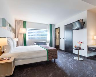 Park Inn by Radisson Leuven - לויבן - חדר שינה