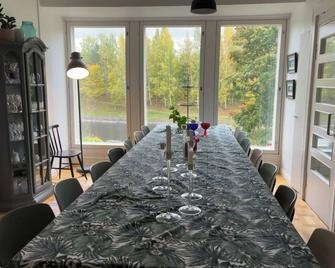 Idyllic 5-bedroom house in enchanting Lappeenranta with WiFi, AC - Lappeenranta