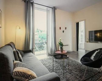 Nice T2 New 40m2 Balcony Clim Old Town Garibaldi - Nice - Salon