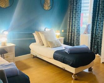 Hotel Belle Vue - Coucy-le-Château-Auffrique - Habitación