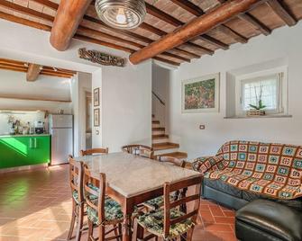 Villetta dei Cipressi - San Giuliano Terme - Salle à manger