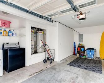 Chic Beachside Bbq Fast Wifi - C2 - Newport Beach