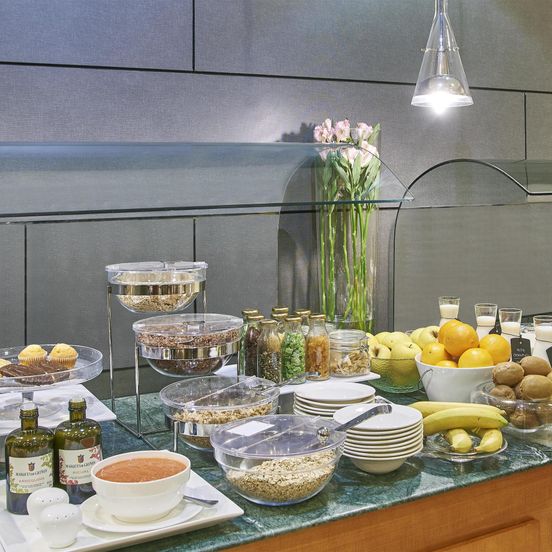 iStay by NH Zaragoza Sport Hotel image 1