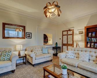 Bosavern House - Penzance - Wohnzimmer