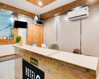 OYO Flagship 39786 Oxy Royal Residency - Ranchi - Front desk