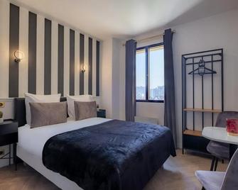 Mijo's Appartements Hôtel - Fontenay-sous-Bois - Chambre