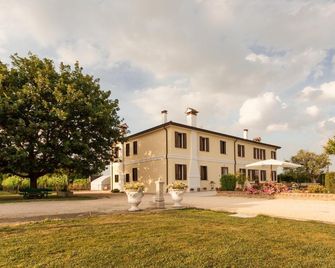 Agrib&b Corte Burchio - Adria - Building