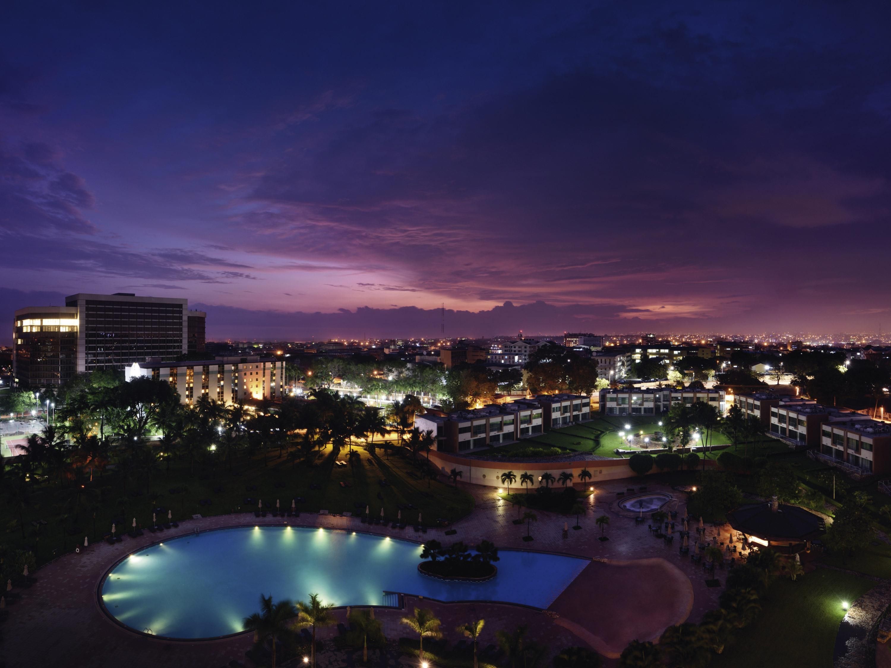 Mövenpick Ambassador Hotel Accra - Accra - Slaapkamer