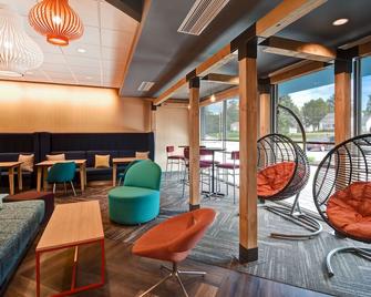 Tru by Hilton Camillus Syracuse - סיראקוז - טרקלין