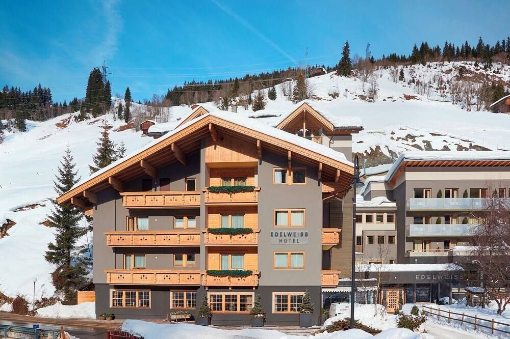 Hotel Edelweiss - גרלוס - בניין