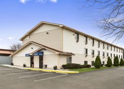 Travelodge by Wyndham Battle Creek - Battle Creek - Κτίριο