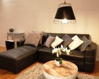 The pop-art luxury suite - Charleroi - Huiskamer