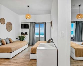 Sunset Beach Hotel - Kokkini Hani - Sala de estar