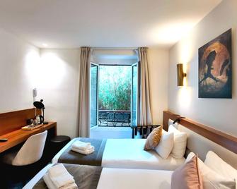 Hotel Royal Phare - Paris - Bedroom